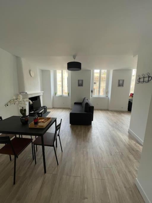 Appartement1 Neuf Climatisee Blaye Zewnętrze zdjęcie